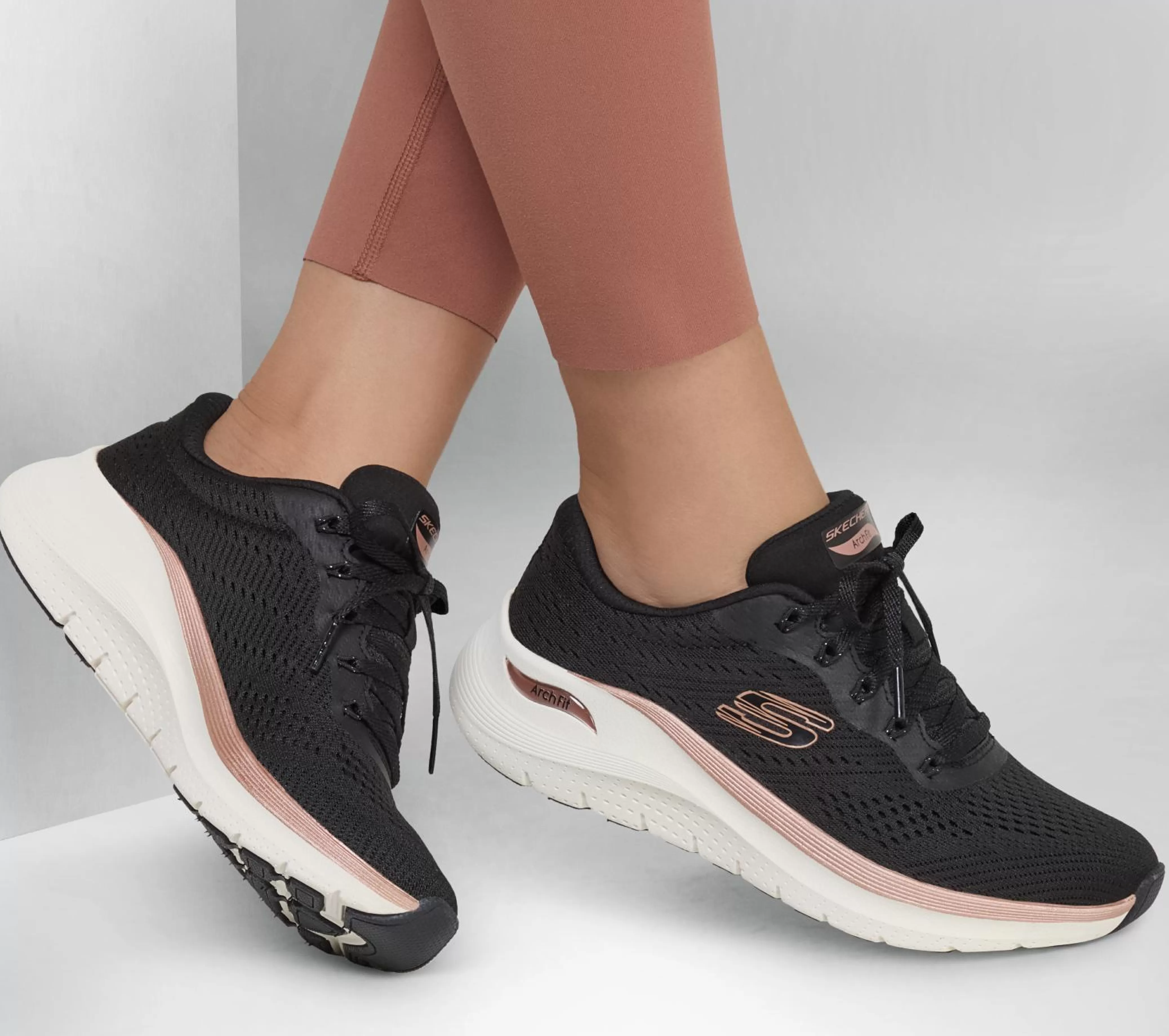 Arch Fit 2.0 - Glow The Distance*SKECHERS New