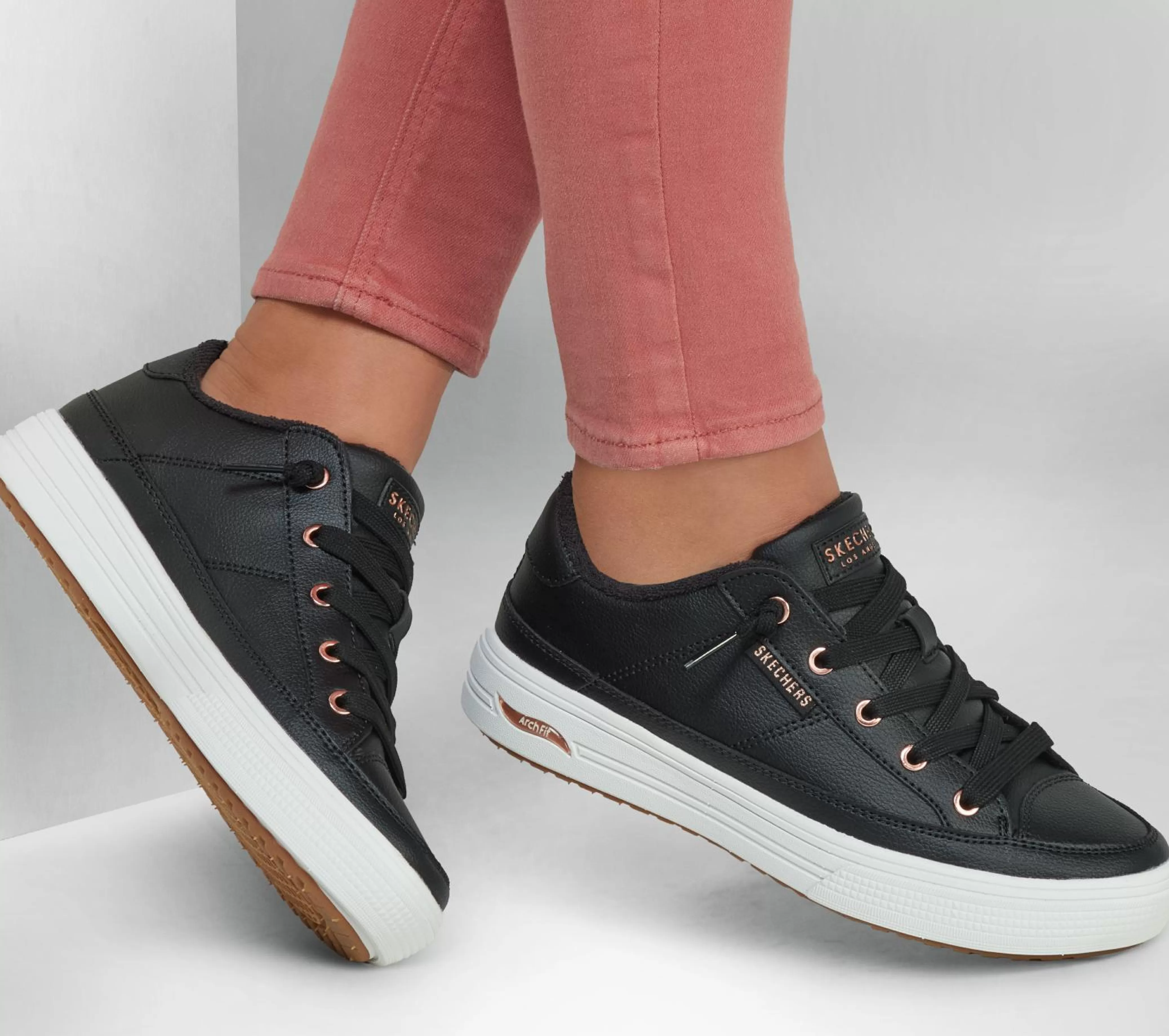 Arch Fit Arcade - On My Way*SKECHERS Clearance