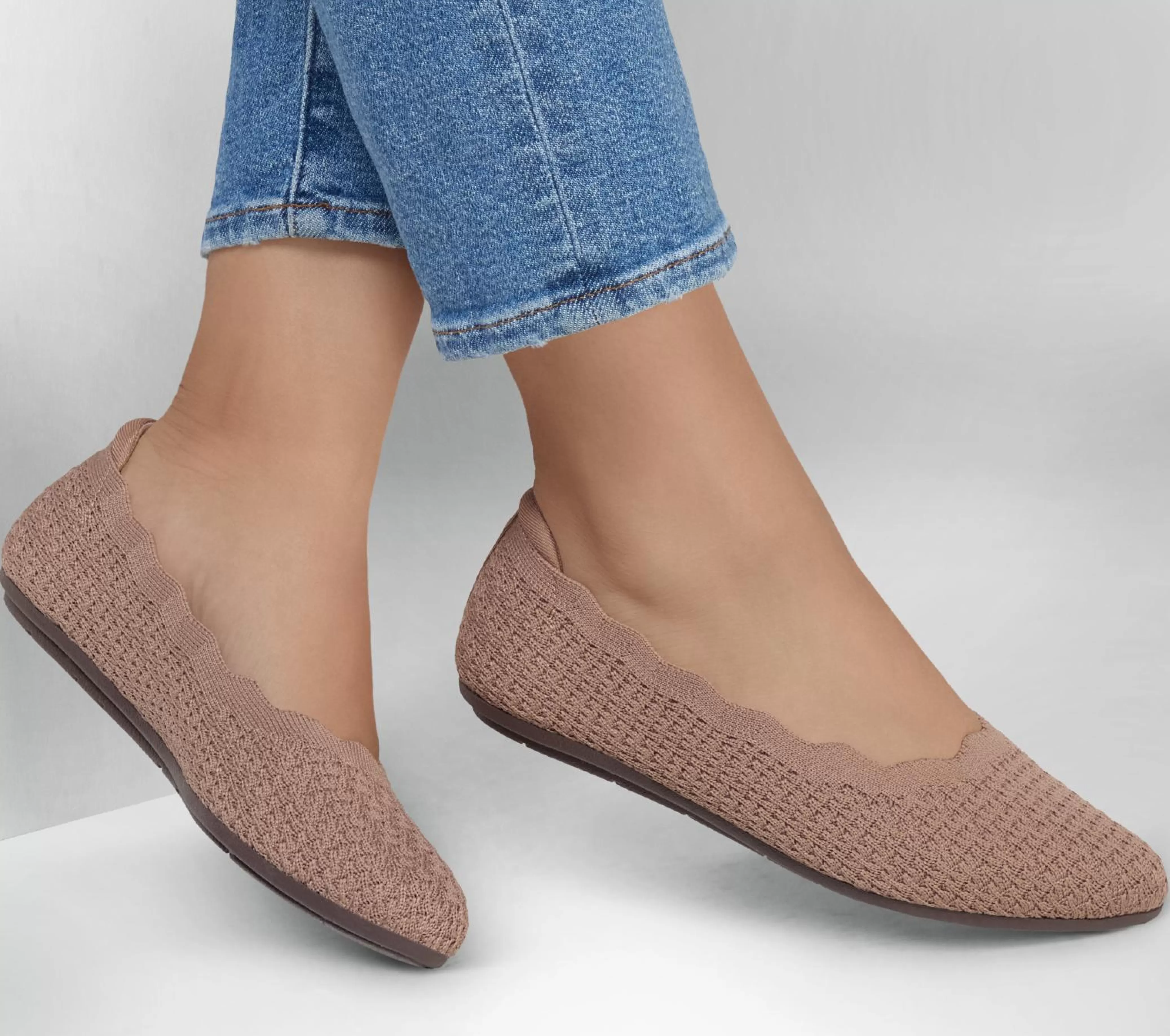 Cleo 2.0 - The Get*SKECHERS Flash Sale