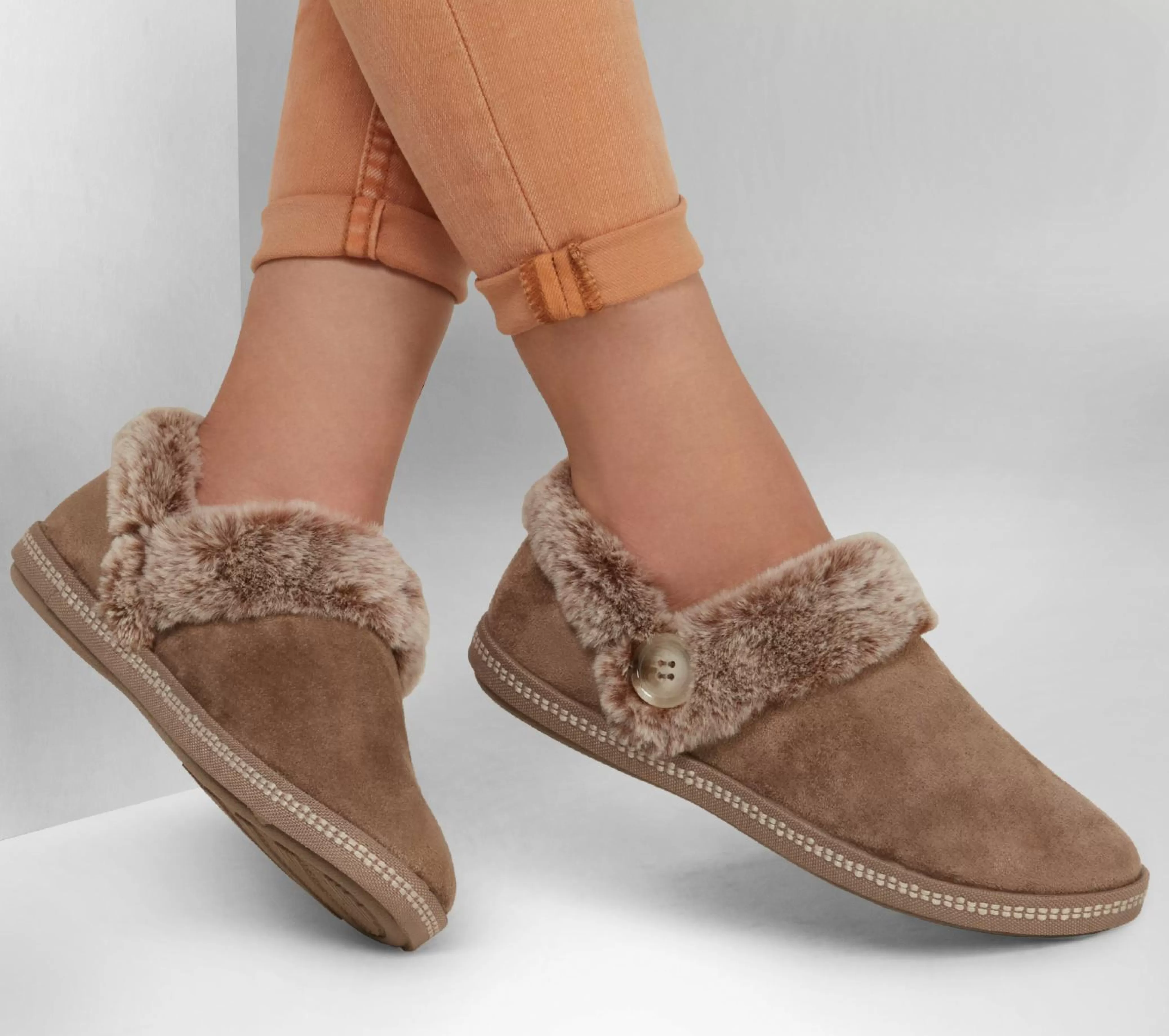 Cozy Campfire - Fresh Toast*SKECHERS Flash Sale