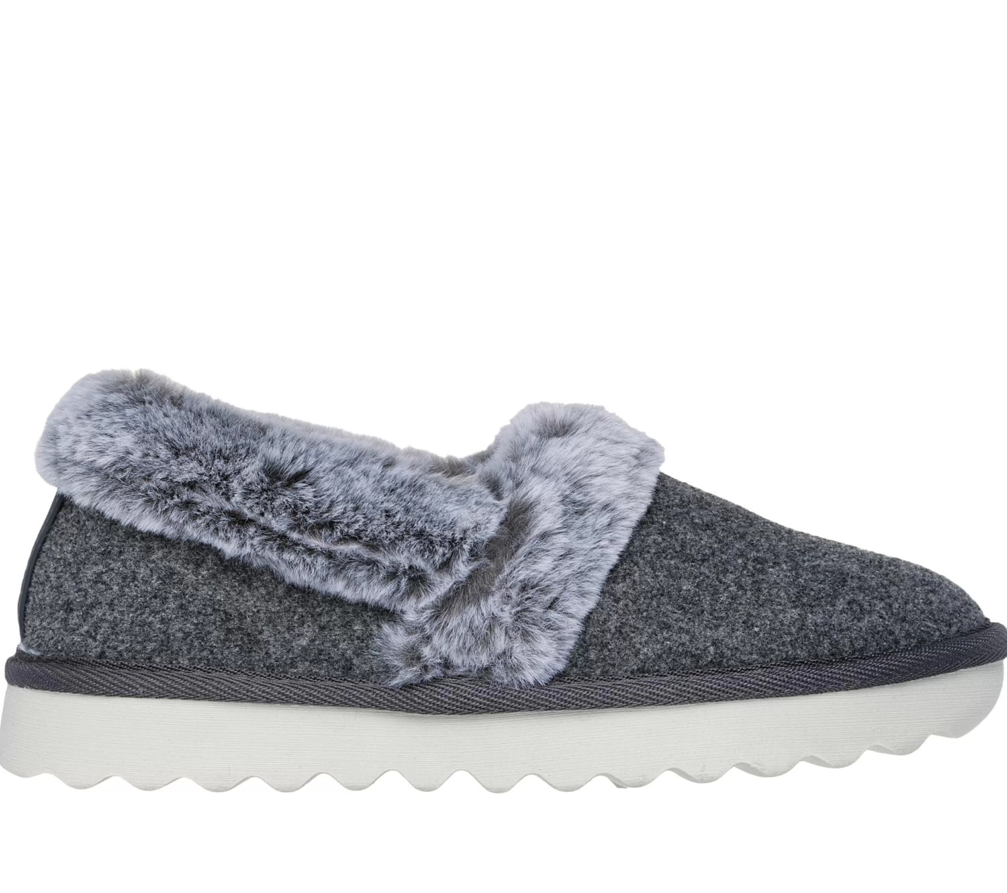 Cozy Up - Frosty Snuggles*SKECHERS Best