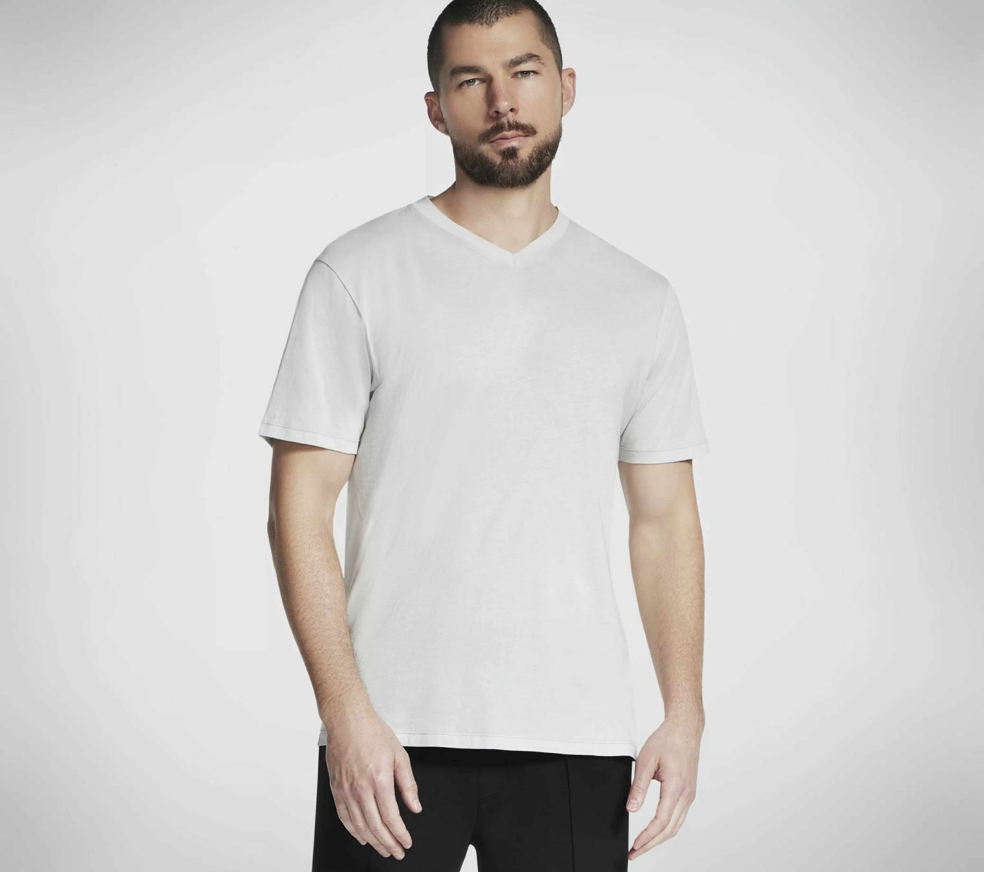 GO DRI Pima Signature V-Neck*SKECHERS Store