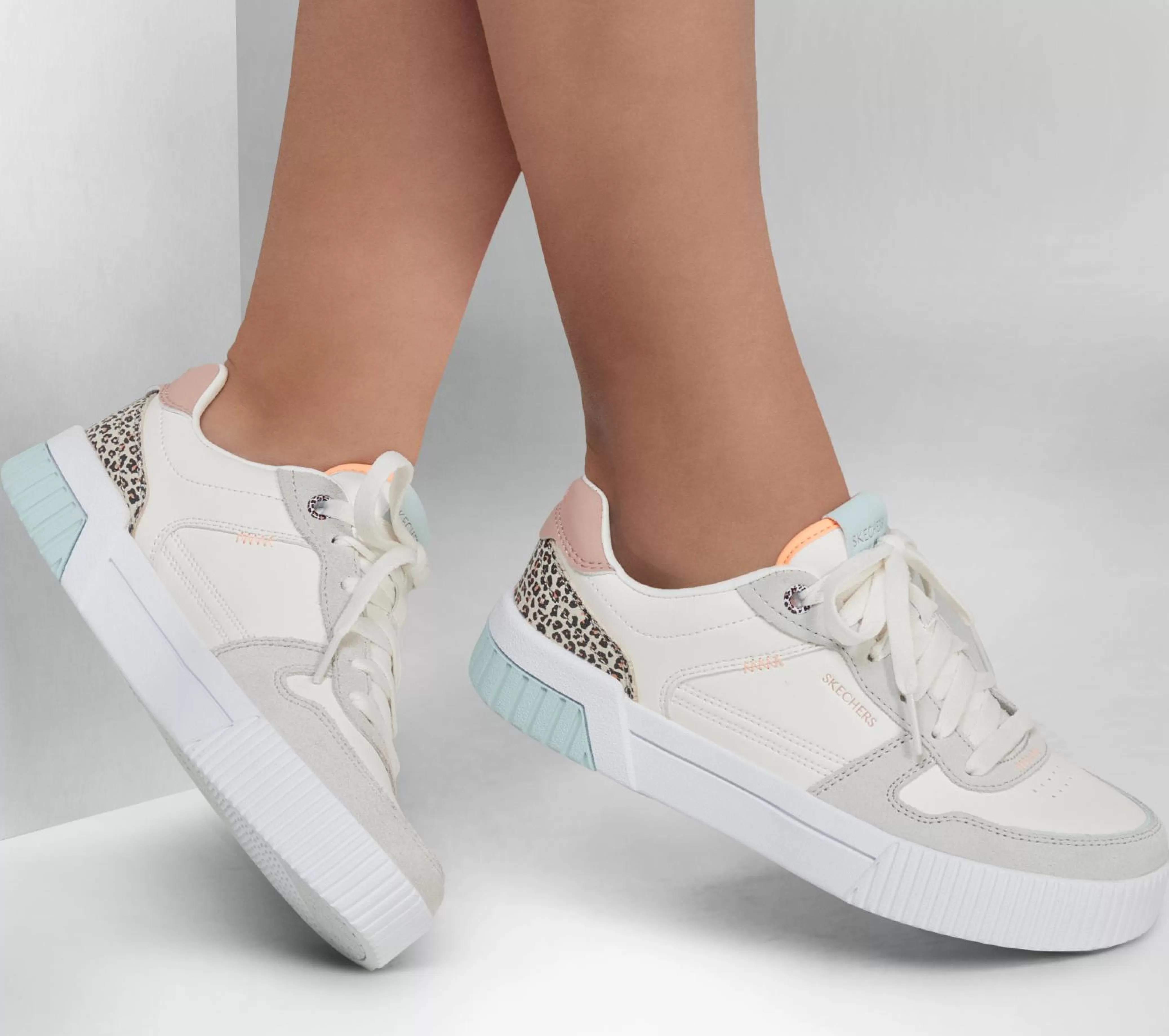 Jade - Feline Instinct*SKECHERS Discount