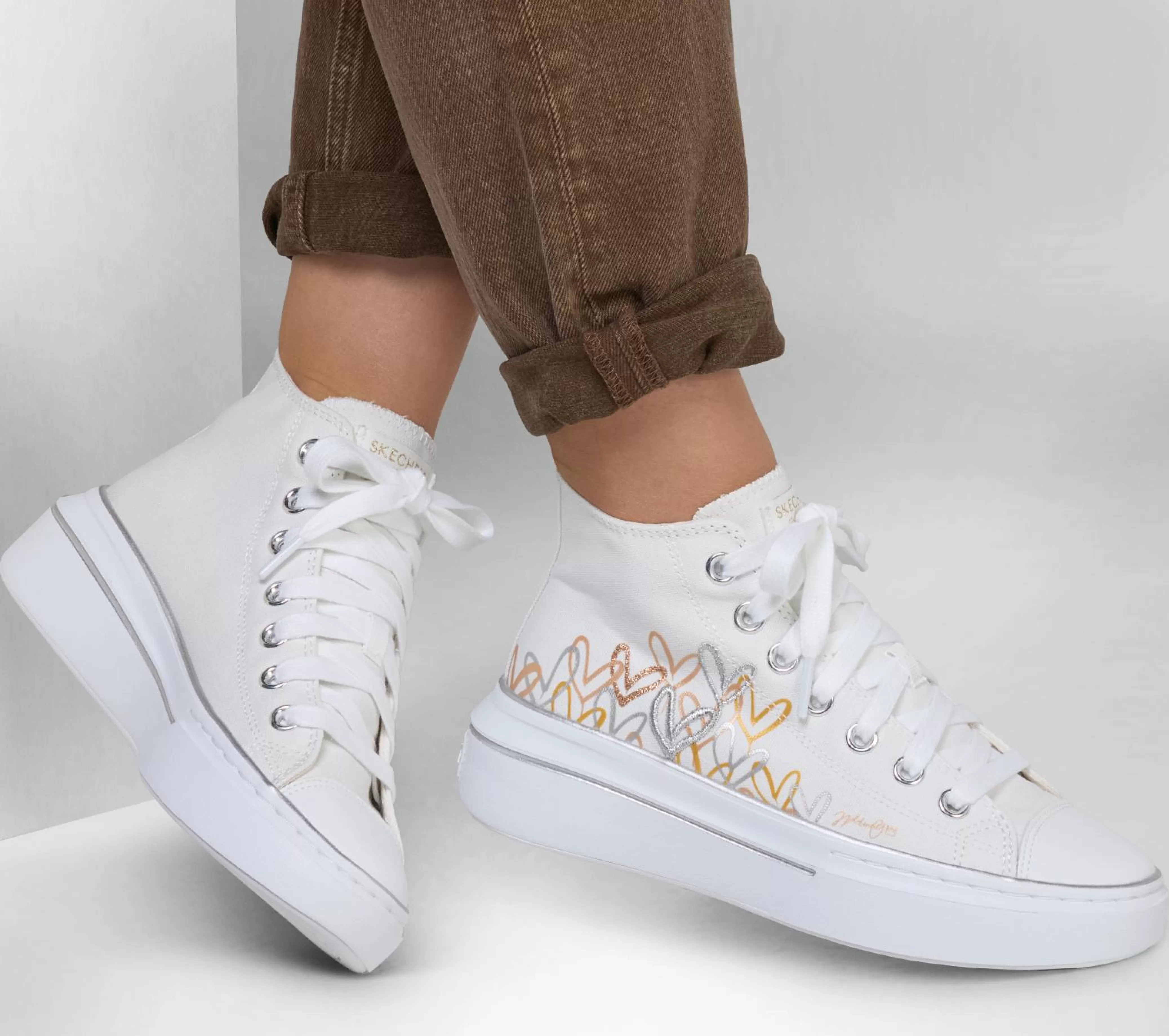 JGoldcrown: Cordova Classic - Chic Love*SKECHERS Shop