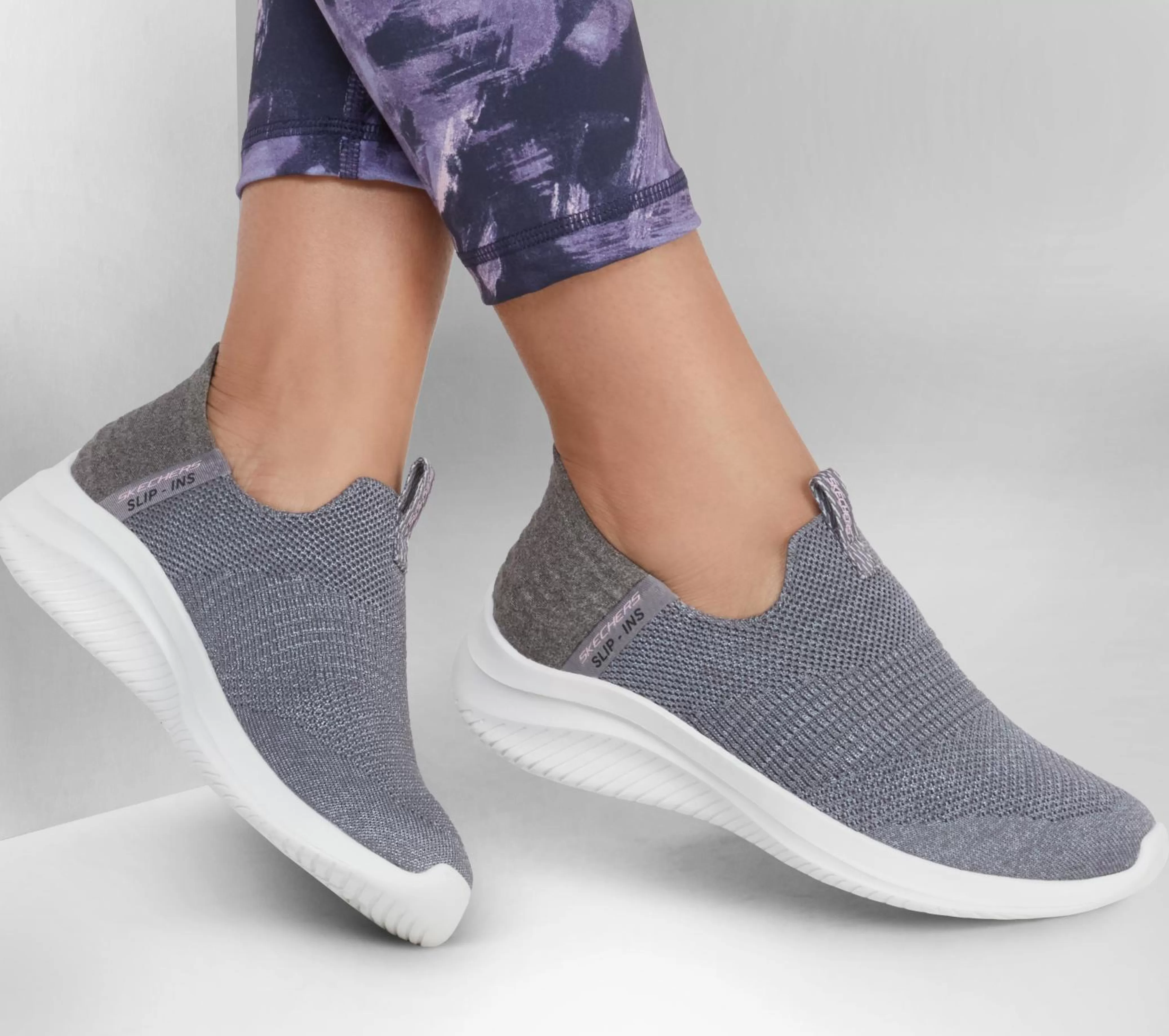 Slip-ins: Ultra Flex 3.0 - Smooth Step*SKECHERS Fashion